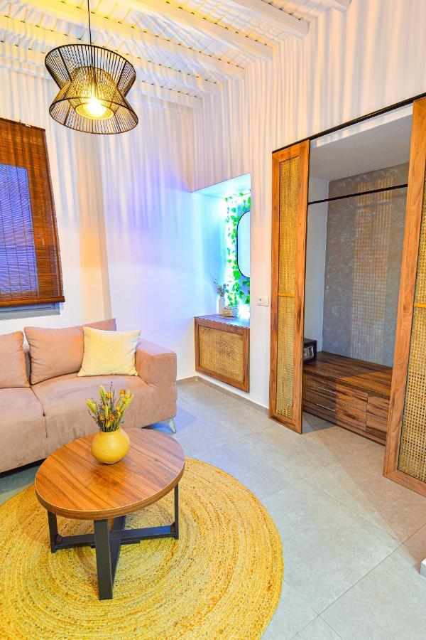 Oikia Suites Mykonos Mykonos Town Exteriör bild